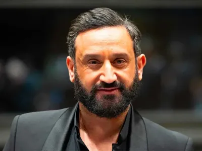 Expert en trading Elyra Vionex